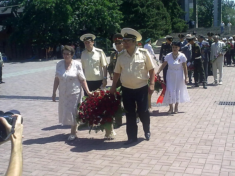 Возложение цветов к Мемориалу славы © Ирина Михайлова