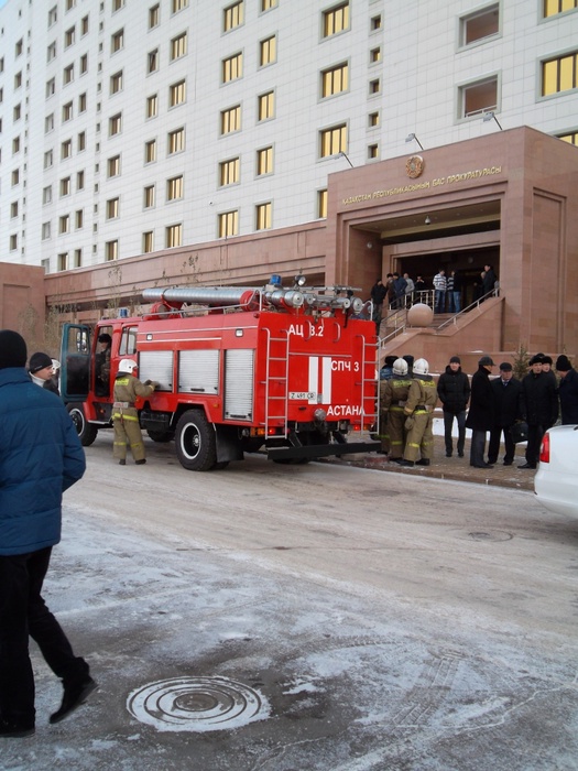 Найденная в урне сумка подняла по тревоге экстренные службы