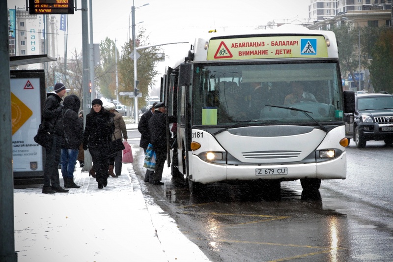 Автобусная остановка. Фото Даниал Окасов©