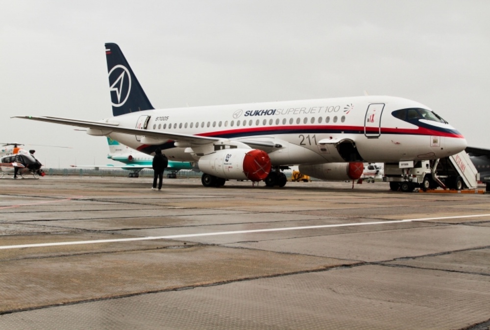 Superjet-100 на выставке "KADEX-2012" в Астане. Фото Даниал Окасов©