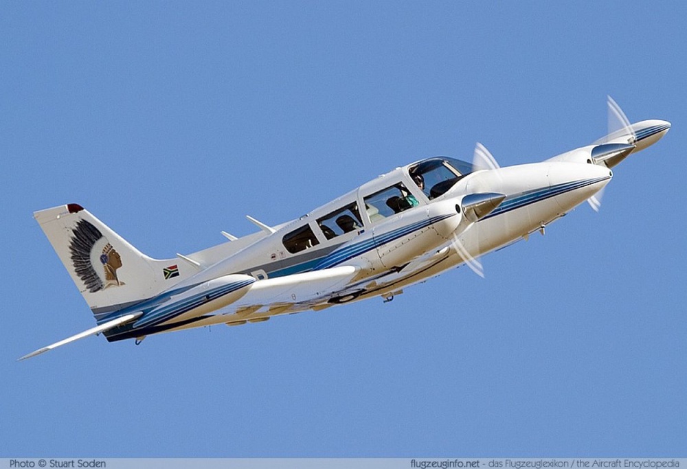 Самолет марки Piper PA-30. Фото с сайта flugzeuginfo.net