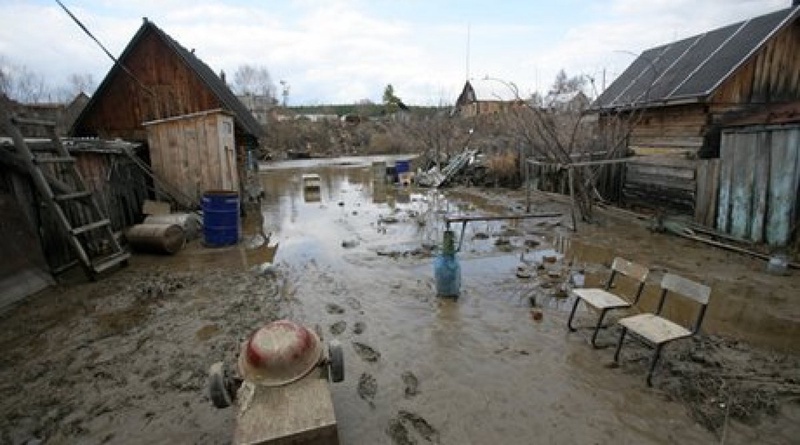 Увеличение уровня воды в реках может приводить к паводковым ситуациям. Фото ©РИА Новости