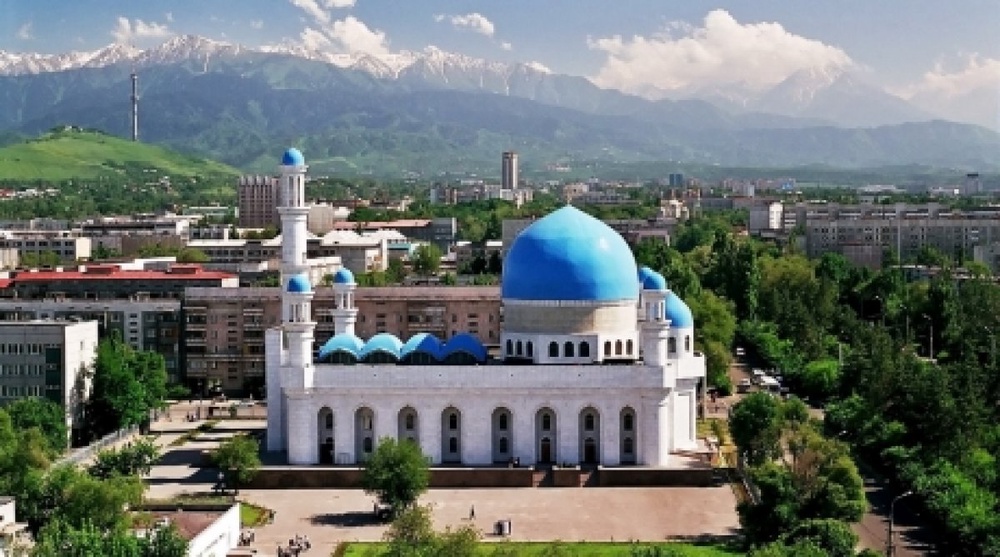 Центральная мечеть Алматы. Фото с сайта kazakh.ru