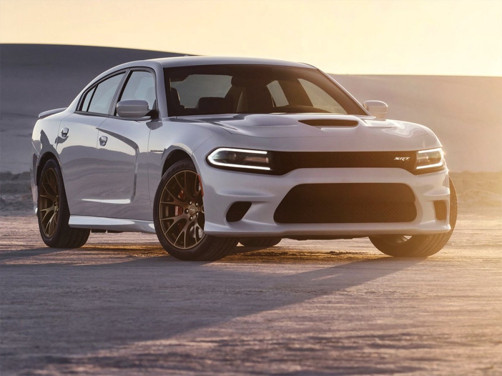 Dodge Charger SRT Hellcat.
Фото с сайта autonews.ru