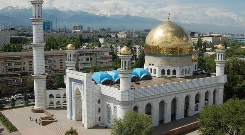 Центральная мечеть Алматы. Фото с сайта almaty.tv