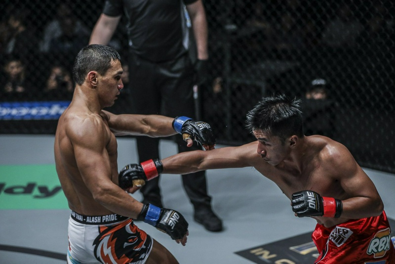 Фото с сайта onefc.com