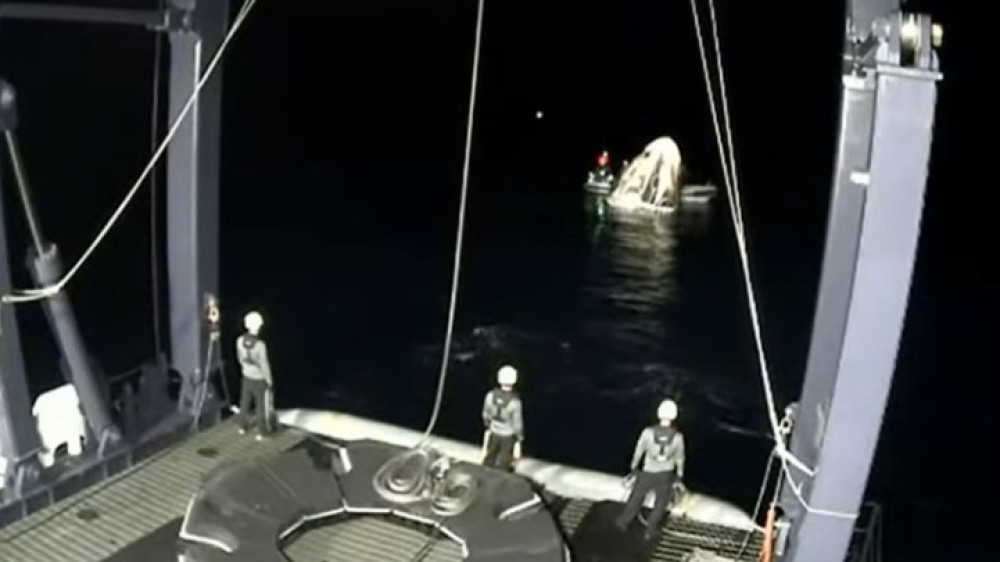 Скриншот с видео spacex.com